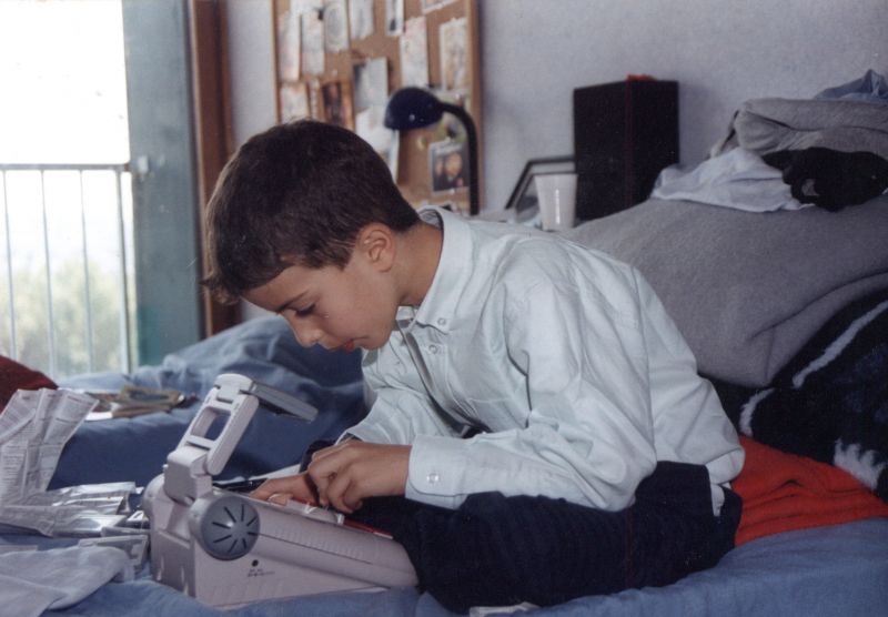 13francegameboy.jpg